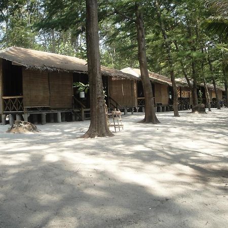 Menjangan Resort 卡里蒙贾瓦 客房 照片