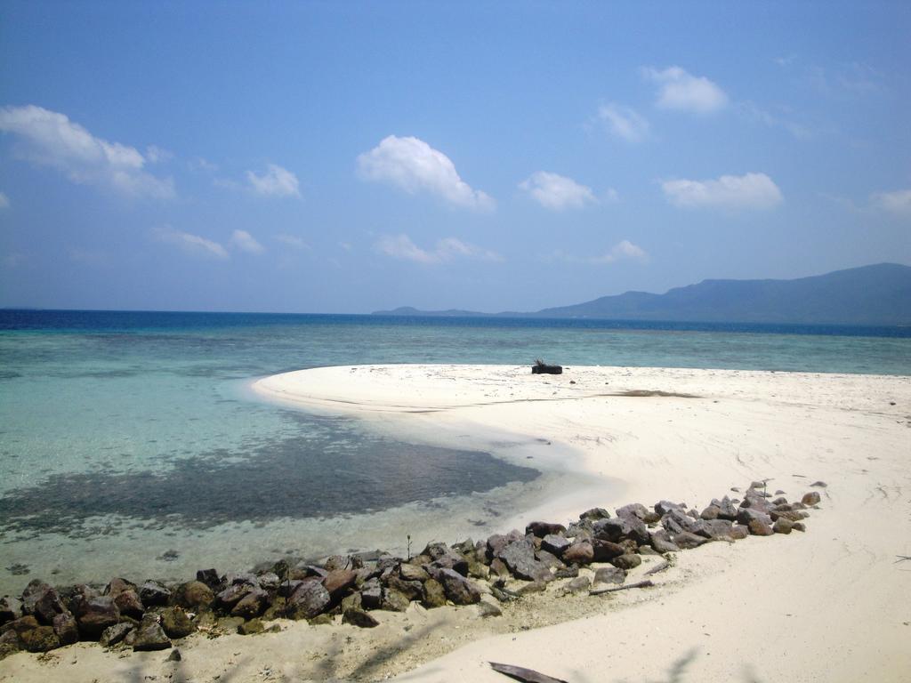 Menjangan Resort 卡里蒙贾瓦 外观 照片